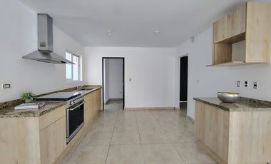 RENTA CASA EN CASTELLO JURIQUILLA SANTA FE QUERÉTARO