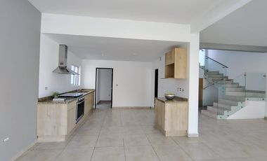 RENTA CASA EN CASTELLO JURIQUILLA SANTA FE QUERÉTARO