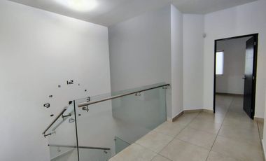 RENTA CASA EN CASTELLO JURIQUILLA SANTA FE QUERÉTARO