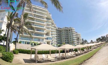 Departamento en renta anual con 3 recámaras, terraza y vista al mar