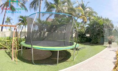 Departamento en renta anual con 3 recámaras, terraza y vista al mar