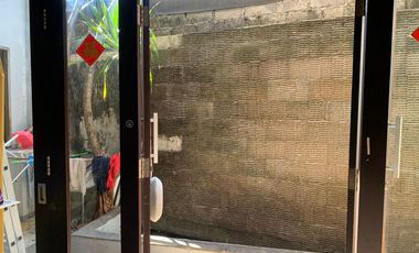 BUC Dijual Segera Rumah Full Furnished Sangat Terawat di Panjer Dekat Renon