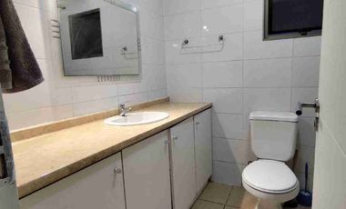 Excelente y cómoda propiedad con local comercial