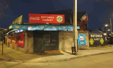 Excelente y cómoda propiedad con local comercial