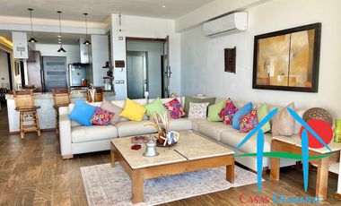 Departamento de playa en renta vacacional con terraza y vista al mar