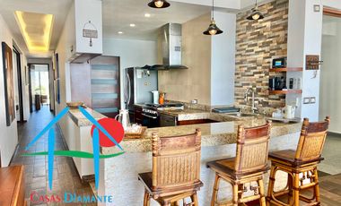 Departamento de playa en renta vacacional con terraza y vista al mar