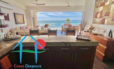 Departamento de playa en renta vacacional con terraza y vista al mar