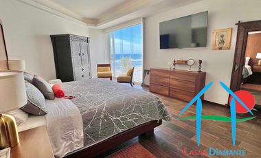 Departamento de playa en renta vacacional con terraza y vista al mar
