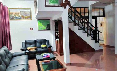 Rumah Second Hook 2lt Bagus di Madegondo Skh