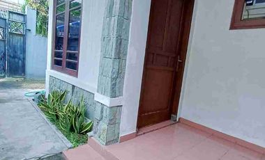 Rumah Second Hook 2lt Bagus di Madegondo Skh