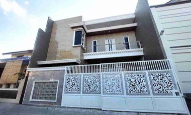 Rumah Mewah 2 Lt Finishing di Fajar Indah Colomadu KRA