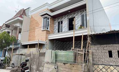 Rumah Mewah 2 Lt Finishing di Fajar Indah Colomadu KRA