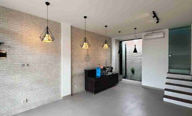 Di jual Ruko murah 2 lantai siap pakai lokasi strategis di Renon Denpasar