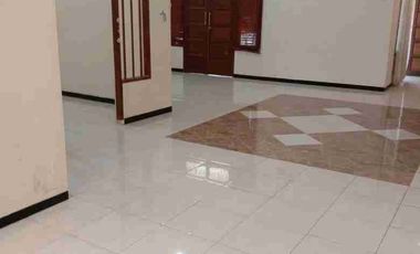 Disewakan rumah 1 lantai kosongan