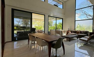 5 Bedroom 2-Storey  Modern Elegant House and Lot for SALE or RENT in Angeles City near Marqueemall, NLEX, Landers, Infinity Malls, Hospitals and sch