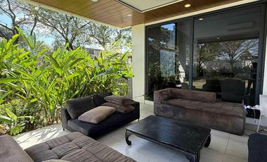 5 Bedroom 2-Storey  Modern Elegant House and Lot for SALE or RENT in Angeles City near Marqueemall, NLEX, Landers, Infinity Malls, Hospitals and sch