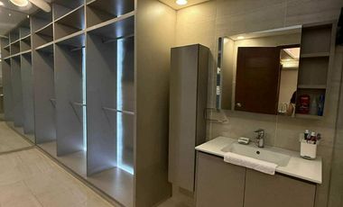 5 Bedroom 2-Storey  Modern Elegant House and Lot for SALE or RENT in Angeles City near Marqueemall, NLEX, Landers, Infinity Malls, Hospitals and sch