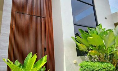 5 Bedroom 2-Storey  Modern Elegant House and Lot for SALE or RENT in Angeles City near Marqueemall, NLEX, Landers, Infinity Malls, Hospitals and sch