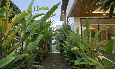 5 Bedroom 2-Storey  Modern Elegant House and Lot for SALE or RENT in Angeles City near Marqueemall, NLEX, Landers, Infinity Malls, Hospitals and sch