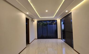 5 Bedroom 2-Storey  Modern Elegant House and Lot for SALE or RENT in Angeles City near Marqueemall, NLEX, Landers, Infinity Malls, Hospitals and sch