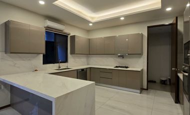 5 Bedroom 2-Storey  Modern Elegant House and Lot for SALE or RENT in Angeles City near Marqueemall, NLEX, Landers, Infinity Malls, Hospitals and sch