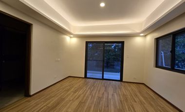 5 Bedroom 2-Storey  Modern Elegant House and Lot for SALE or RENT in Angeles City near Marqueemall, NLEX, Landers, Infinity Malls, Hospitals and sch