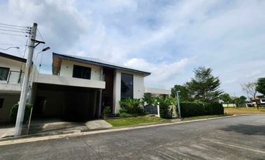 5 Bedroom 2-Storey  Modern Elegant House and Lot for SALE or RENT in Angeles City near Marqueemall, NLEX, Landers, Infinity Malls, Hospitals and sch
