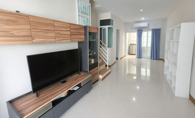 For Sale: Townhome at Golden Town Vibhavadi–Rangsit Prime location on Vibhavadi–Rangsit Road
