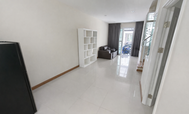 For Sale: Townhome at Golden Town Vibhavadi–Rangsit Prime location on Vibhavadi–Rangsit Road