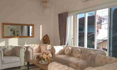 DIJUAL RUMAH 3 LANTAI HOOK JATIBENING BARU 250M2 SHM SELANGKAH KE JAKARTA