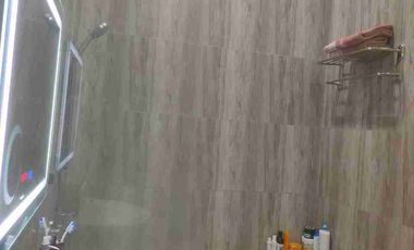 DIJUAL RUMAH 3 LANTAI HOOK JATIBENING BARU 250M2 SHM SELANGKAH KE JAKARTA