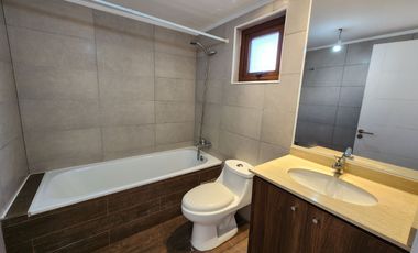 Se arrienda casa en Cond. Don Martin, Machali