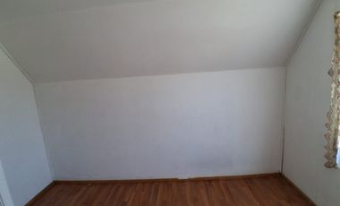 ¡Oportunidad a un nuevo comienzo!.  Venta CASA ESQUINA de 2  pisos.