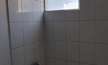 ¡Oportunidad a un nuevo comienzo!.  Venta CASA ESQUINA de 2  pisos.