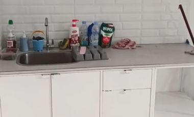 Disewakan rumah bagus di kompleks AURI Jatiasih Bekasi .