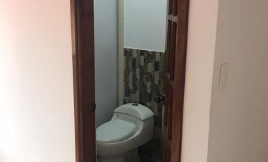 Es el espacio ideal para que los chicos jueguen, para tus mascotas o simplemente para tomarte un café sintiendo la frescura de la zona.