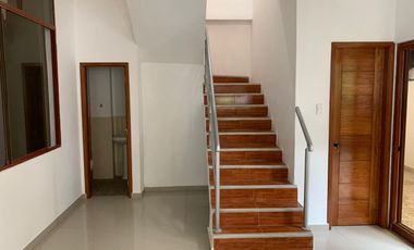 Es el espacio ideal para que los chicos jueguen, para tus mascotas o simplemente para tomarte un café sintiendo la frescura de la zona.