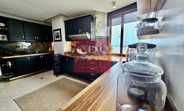 VENTA DE LUJOSO DEPARTAMENTO FRENTE AL MAR