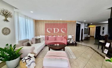 VENTA DE LUJOSO DEPARTAMENTO FRENTE AL MAR