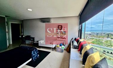 VENTA DE LUJOSO DEPARTAMENTO FRENTE AL MAR