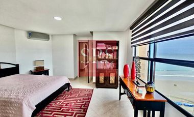 VENTA DE LUJOSO DEPARTAMENTO FRENTE AL MAR