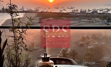 VENTA DE LUJOSO DEPARTAMENTO FRENTE AL MAR