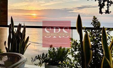 VENTA DE LUJOSO DEPARTAMENTO FRENTE AL MAR