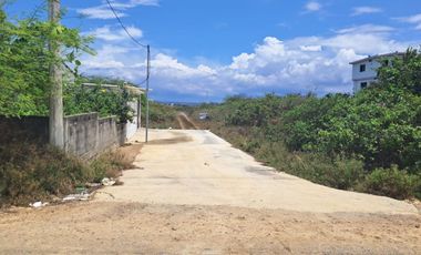 En venta, terreno 250m2, Punta Blanca, entrada 7.