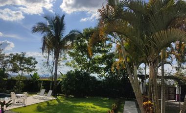 VENTA DE CHALET. VIA MONTENEGRO