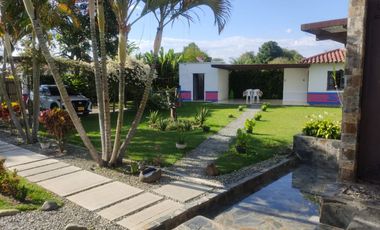 VENTA DE CHALET. VIA MONTENEGRO