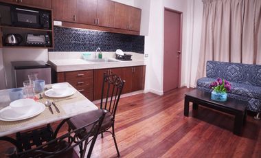 PROMO RATE Low Rise 2 Bedroom Apartment in Malate with Wifi and Pool