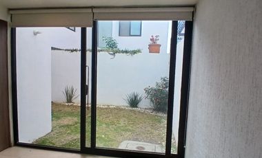 RENTO CASA 4 RECAMARAS EN AMARA A19