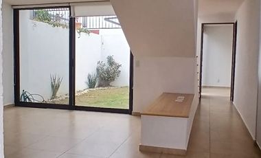 RENTO CASA 4 RECAMARAS EN AMARA A19