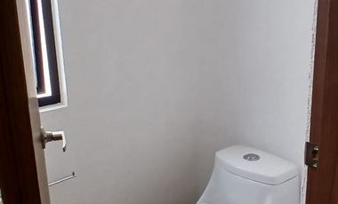 RENTO CASA 4 RECAMARAS EN AMARA A19